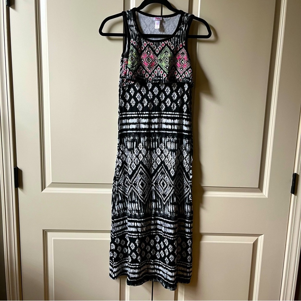 Like New Justice Black & White with neon accent Maxi Dress Junior's Size 12